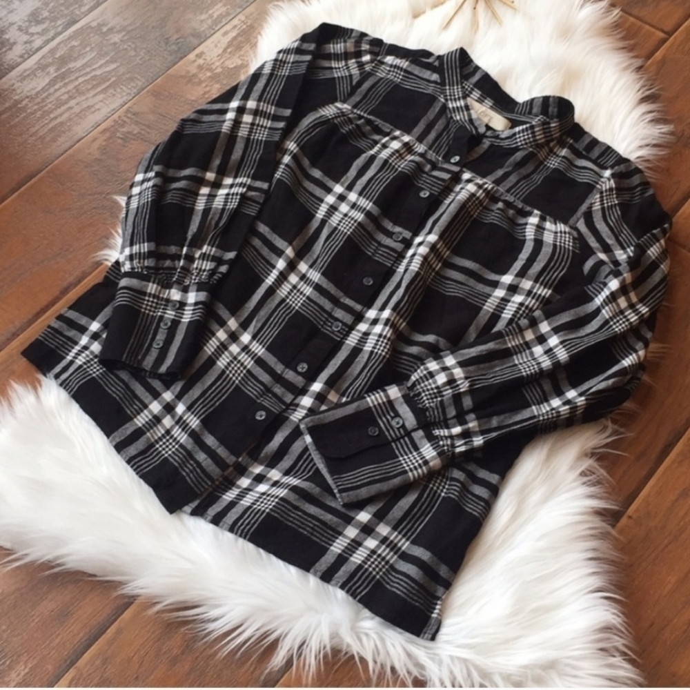 Loft Black White Plaid Button Shirt Women's Large L 100% Rayon Fall Winter EUC
